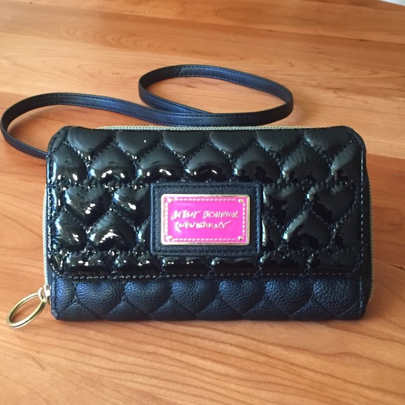 Betsy Johnson black mini crossbody - Picture 1 of 7